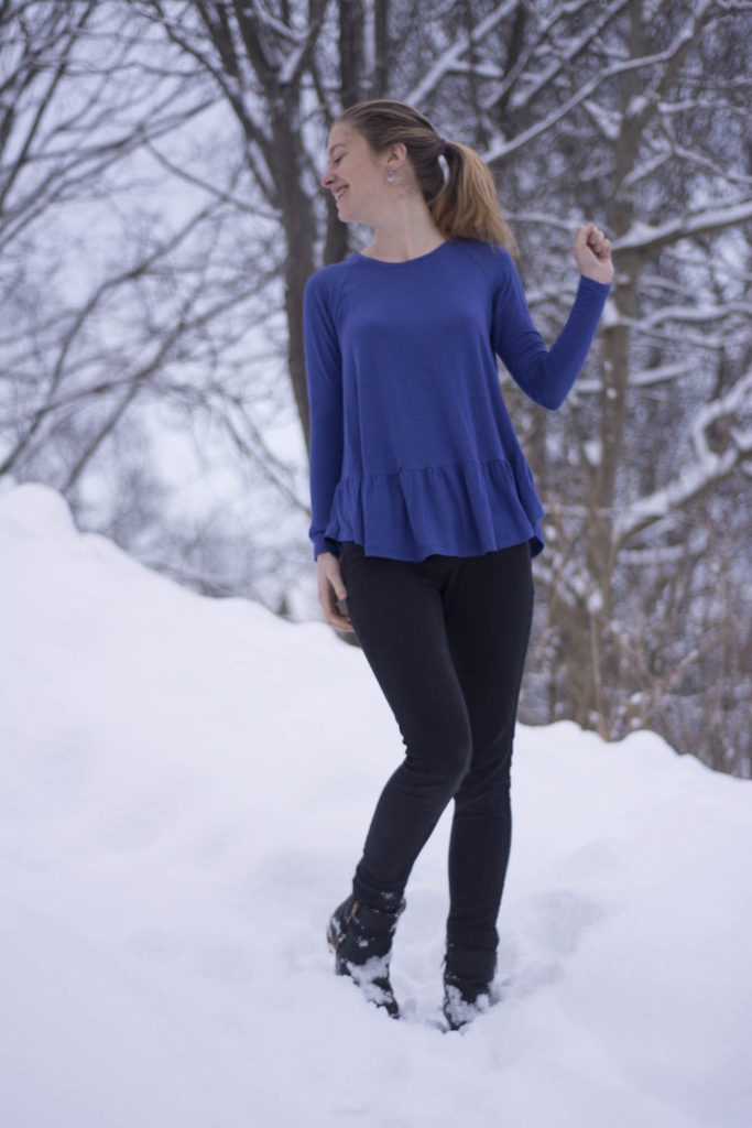 Sew Mariefleur Chalk and Notch Waterfall Raglan