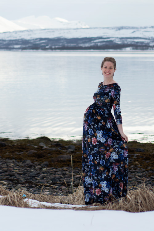 Blue velvet maternity dress sale